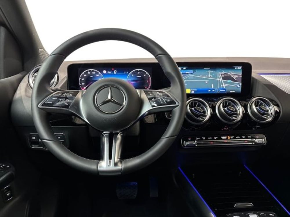 Mercedes-Benz Classe B nuova a Bologna (14)