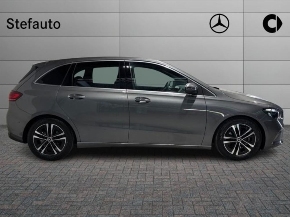 Mercedes-Benz Classe B nuova a Bologna (2)