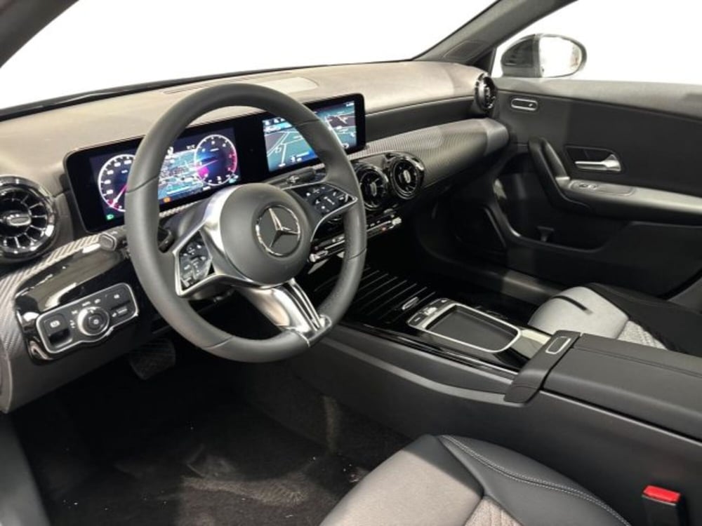 Mercedes-Benz Classe A Sedan nuova a Bologna (11)