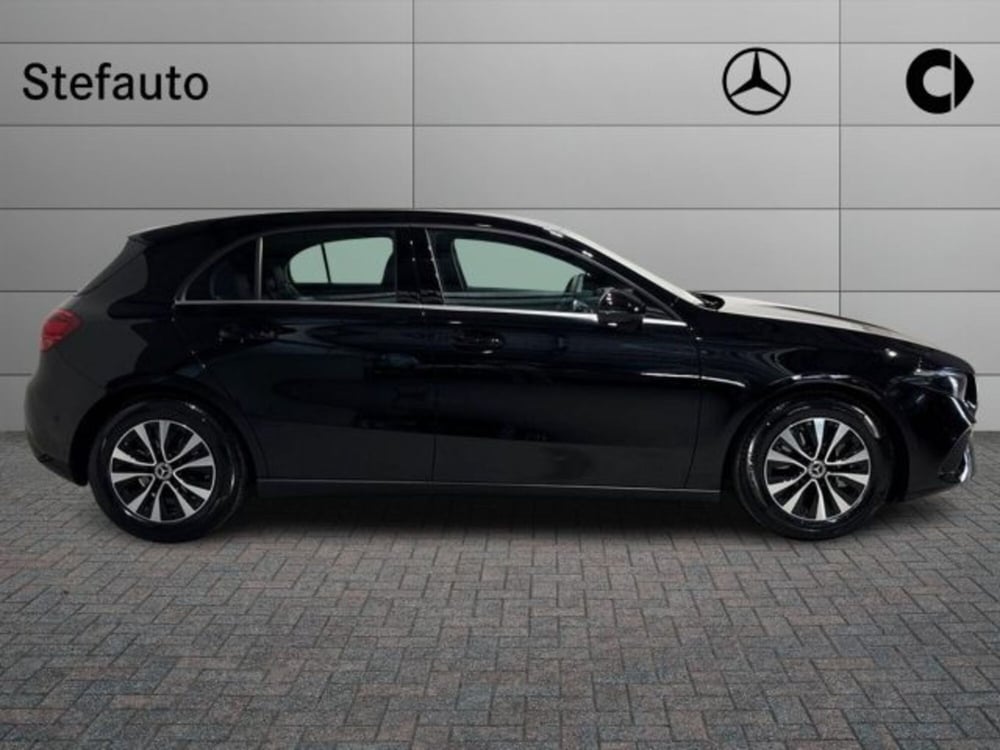 Mercedes-Benz Classe A Sedan nuova a Bologna (2)