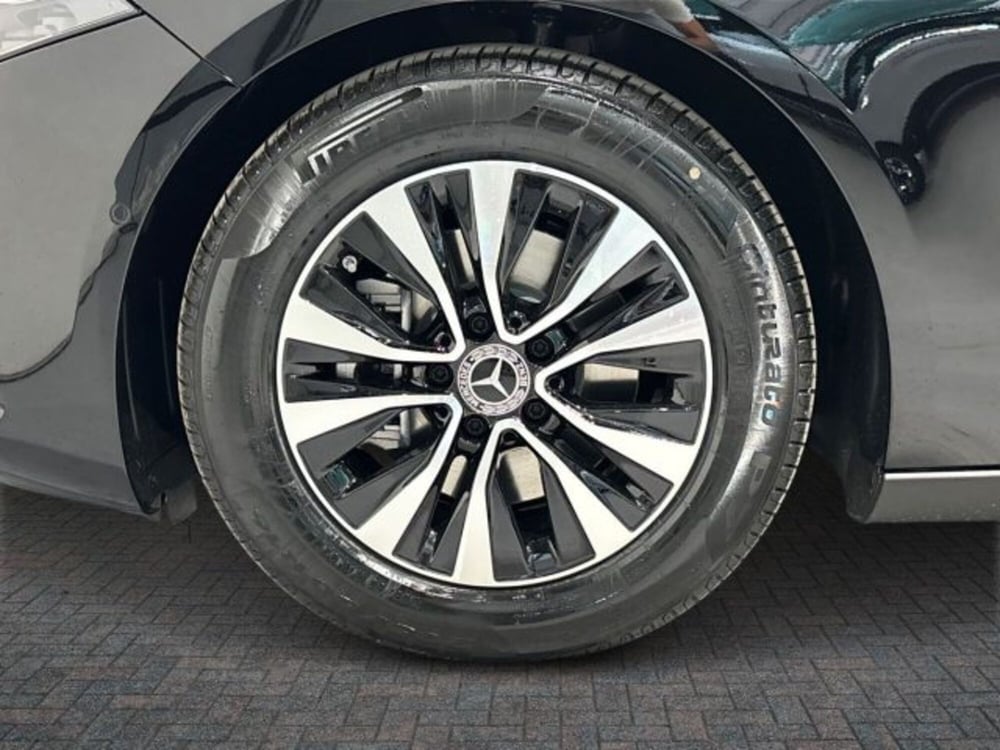 Mercedes-Benz Classe A Sedan nuova a Bologna (8)