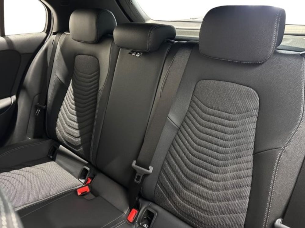 Mercedes-Benz Classe A Sedan nuova a Bologna (9)