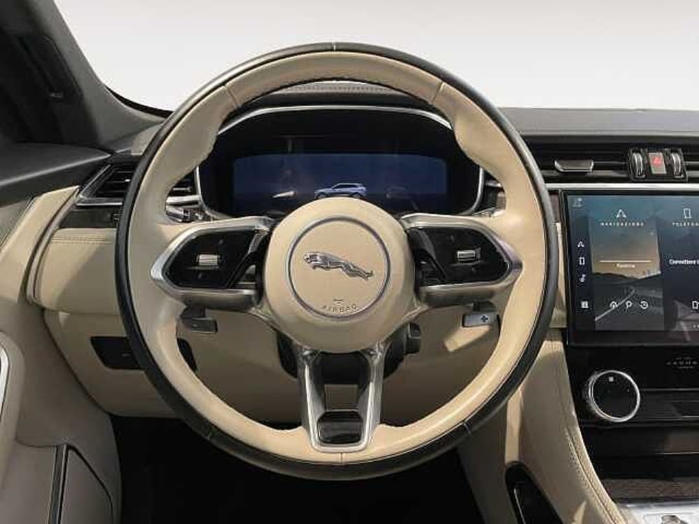Jaguar F-Pace usata a Ravenna (14)