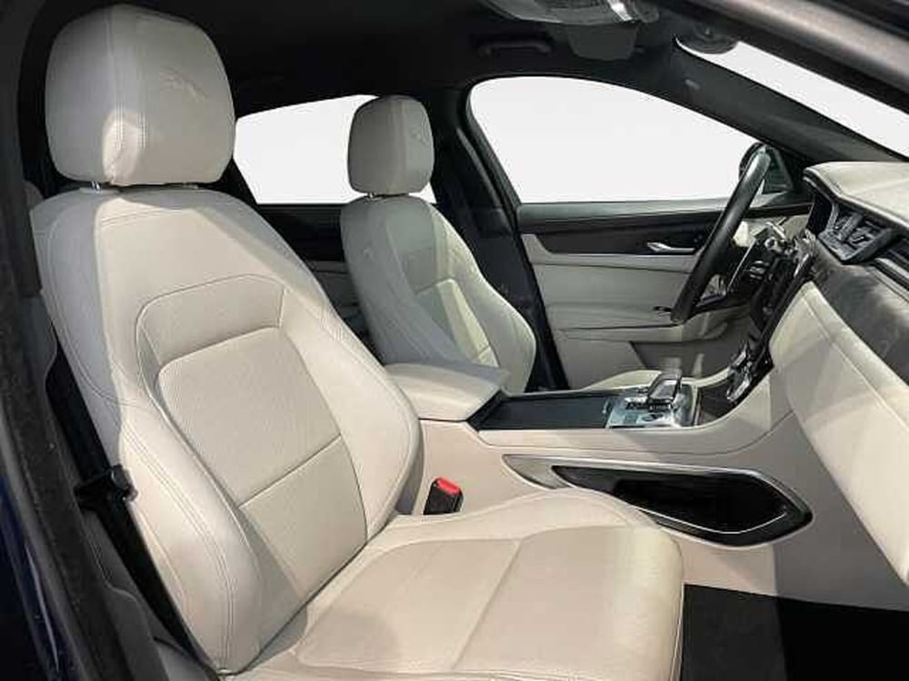 Jaguar F-Pace usata a Ravenna (4)