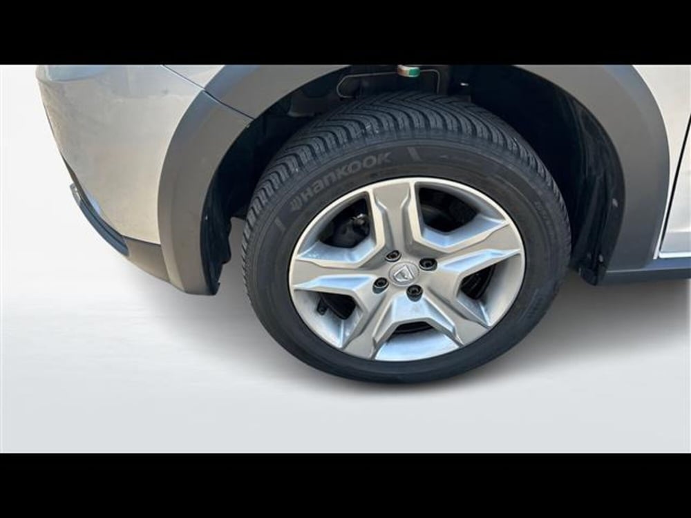 Dacia Sandero usata a Parma (12)