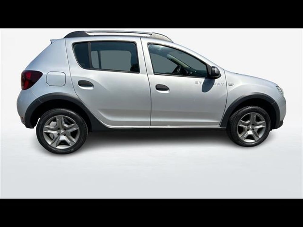 Dacia Sandero usata a Parma (4)