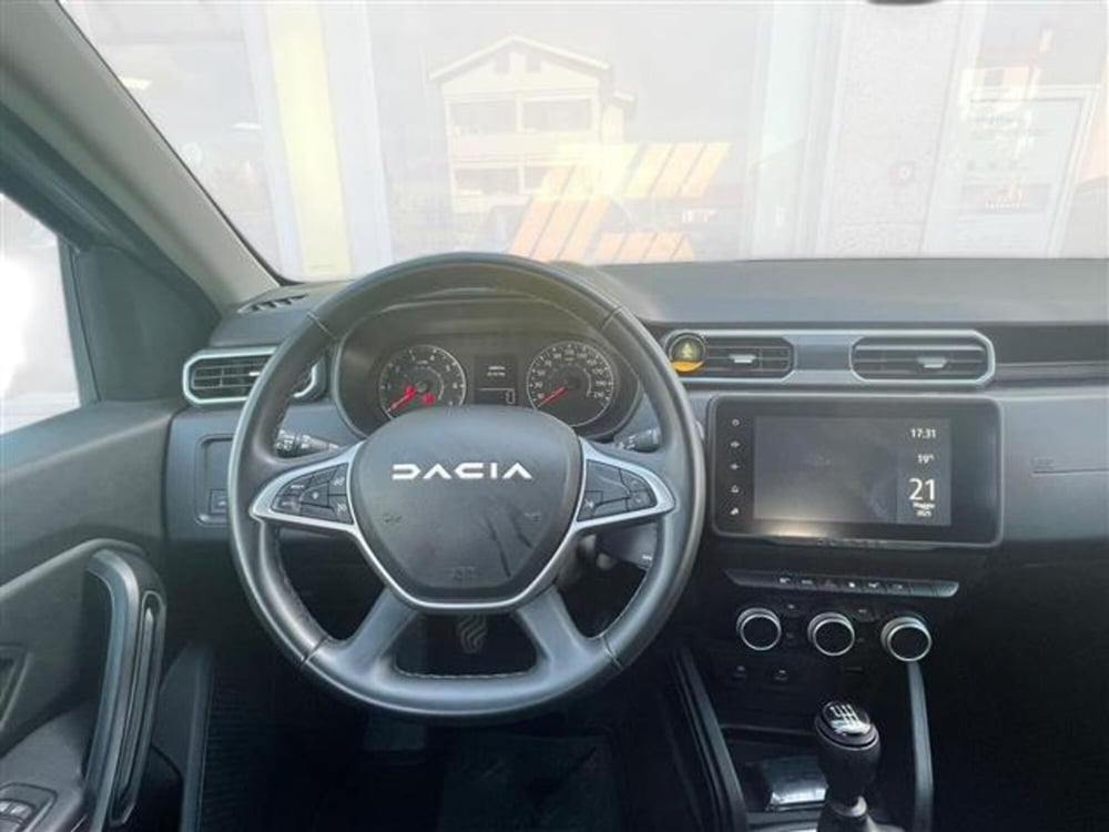 Dacia Duster usata a Livorno (11)