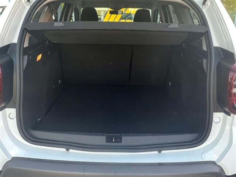 Dacia Duster usata a Livorno (15)