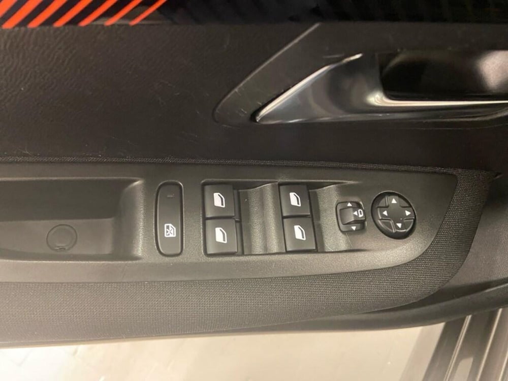 Peugeot 208 usata a Torino (14)