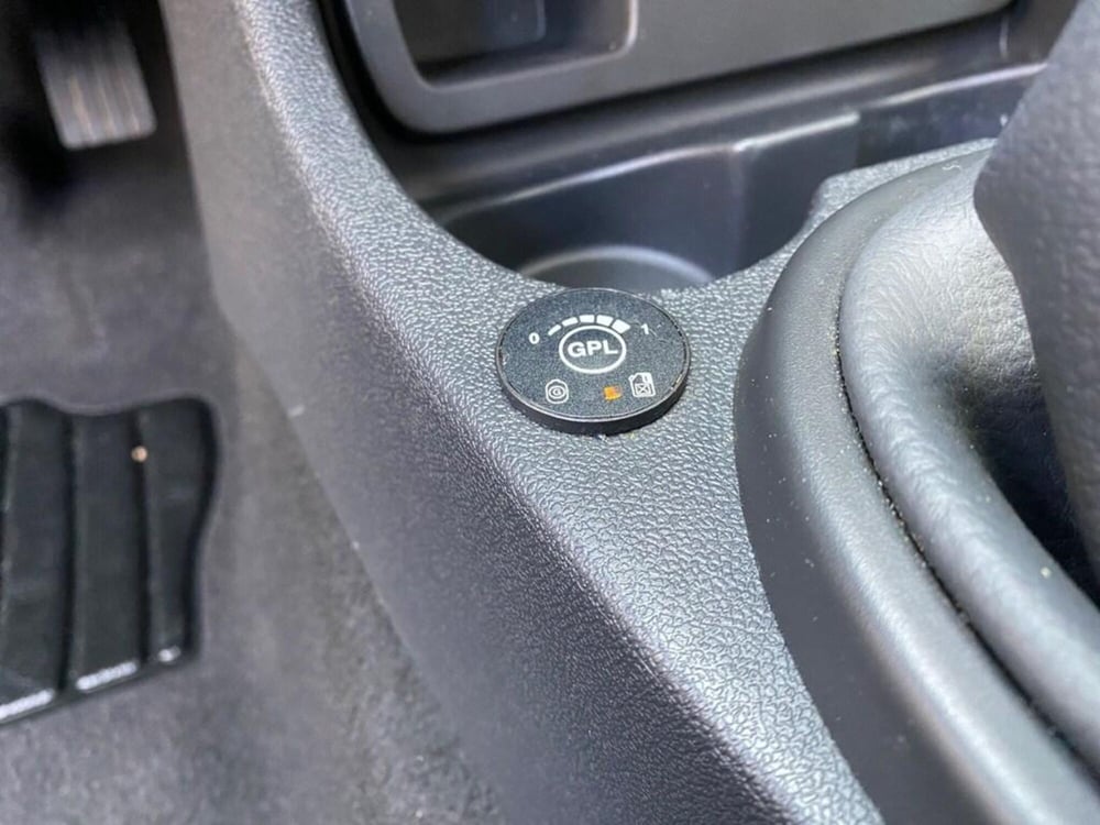 Dacia Duster usata a Torino (12)