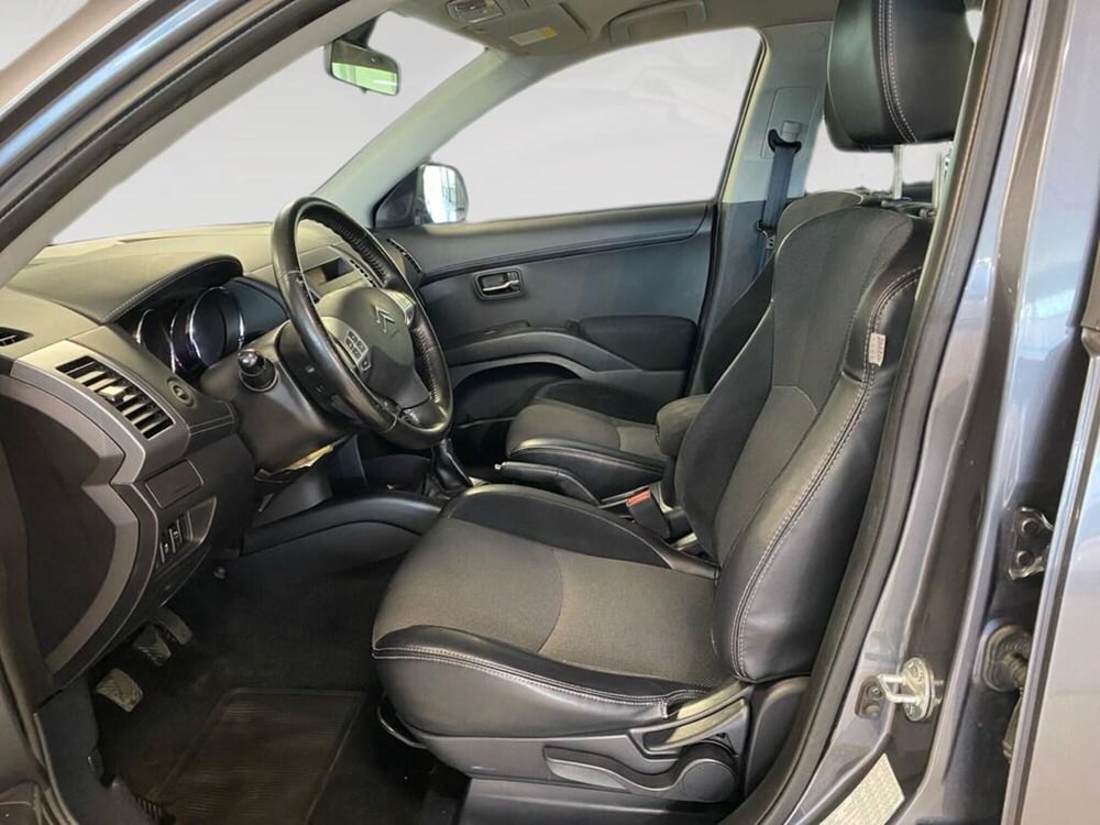 Citroen C-Crosser usata a Torino (6)
