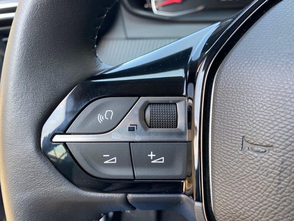 Peugeot 208 usata a Torino (13)