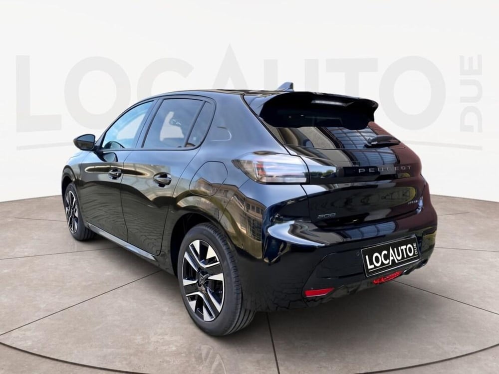 Peugeot 208 nuova a Torino (5)