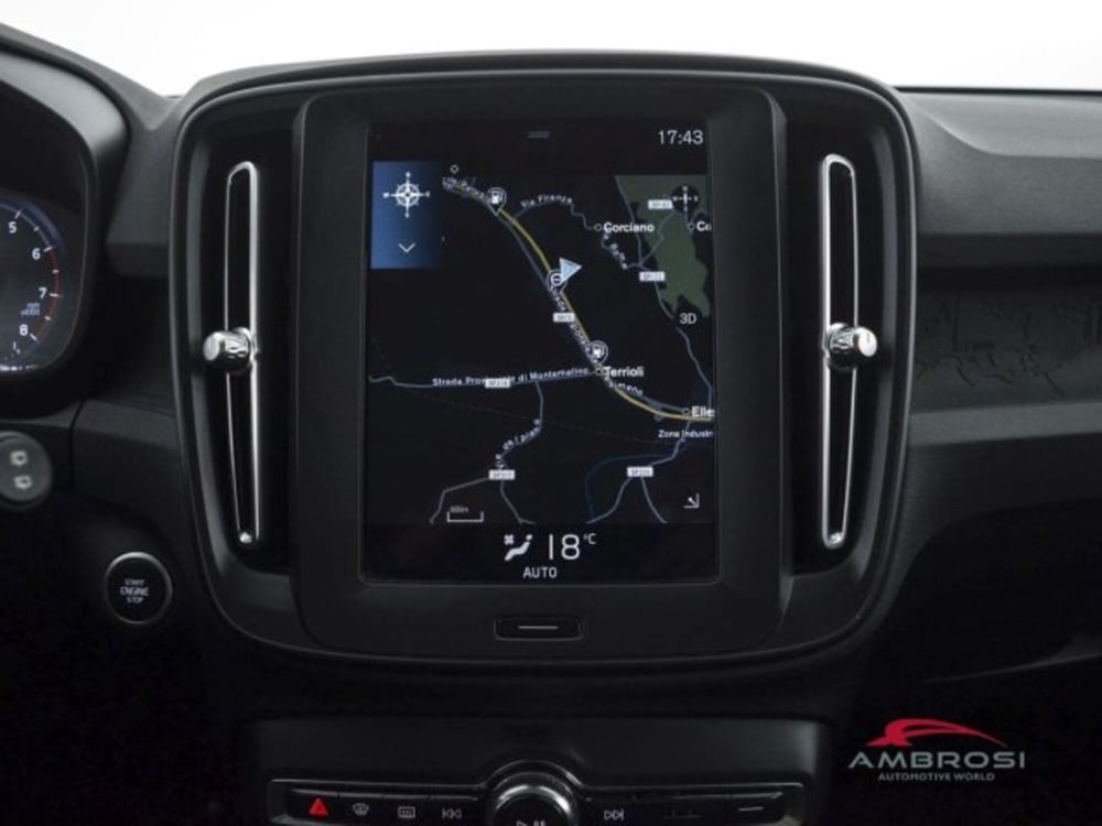 Volvo XC40 usata a Perugia (15)
