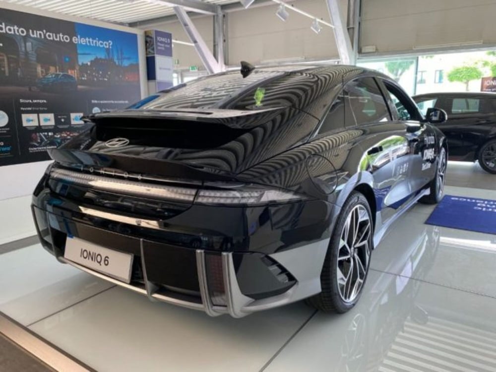 Hyundai Ioniq 5 nuova a Treviso (4)