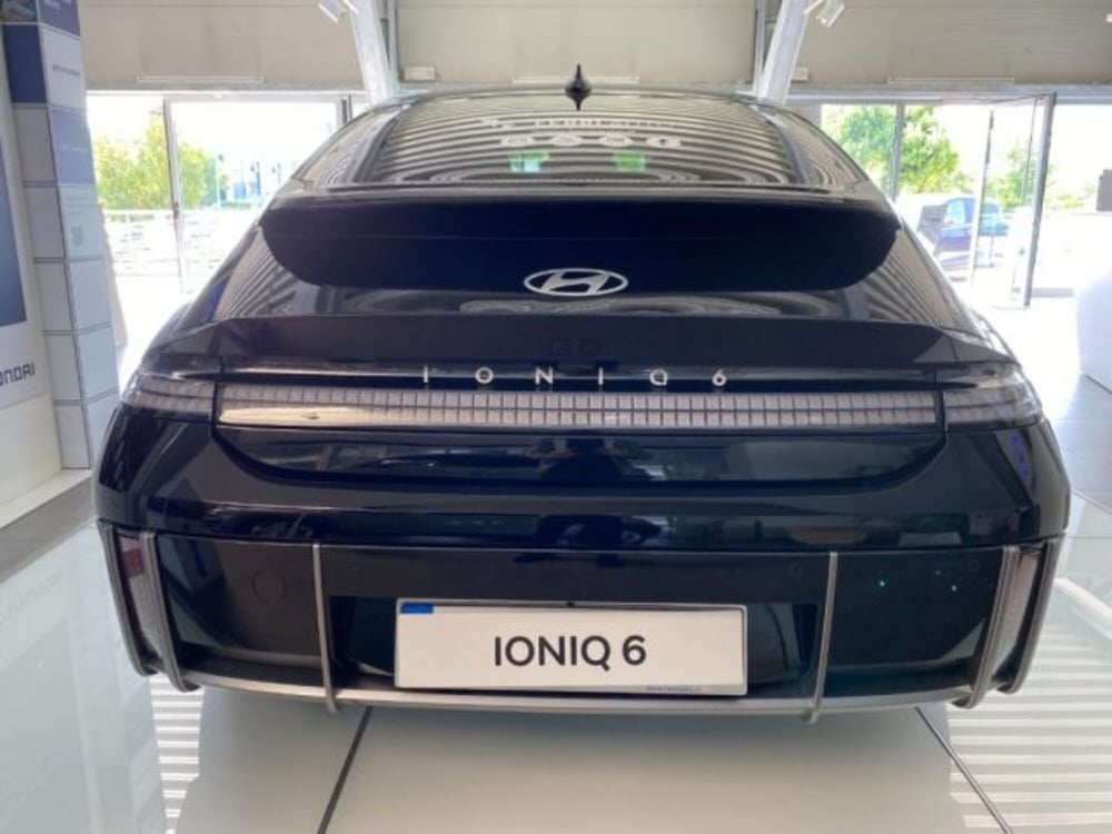 Hyundai Ioniq 5 nuova a Treviso (5)