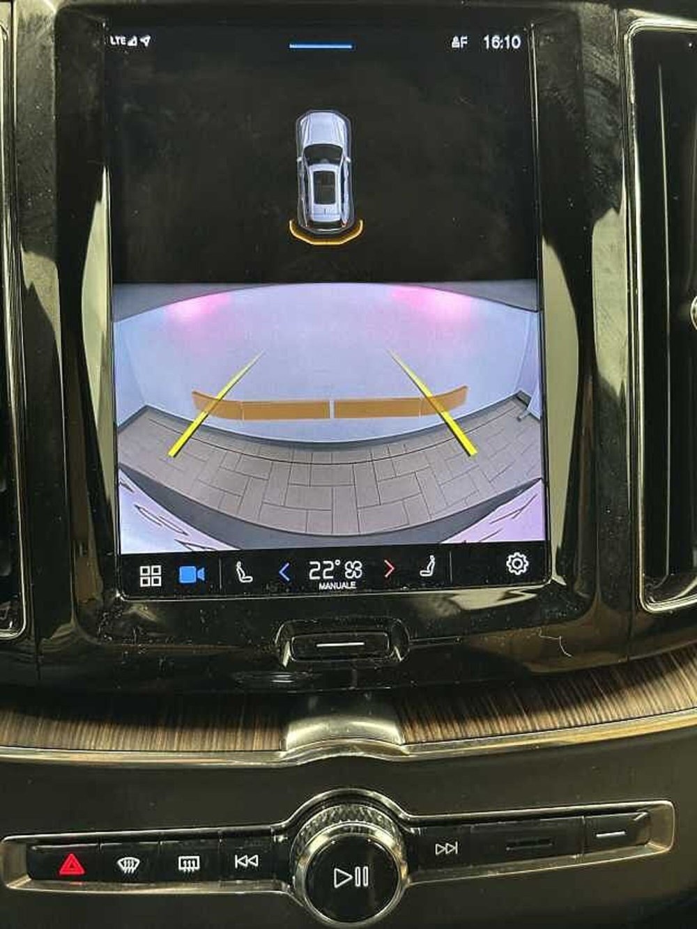Volvo XC60 usata a Macerata (13)