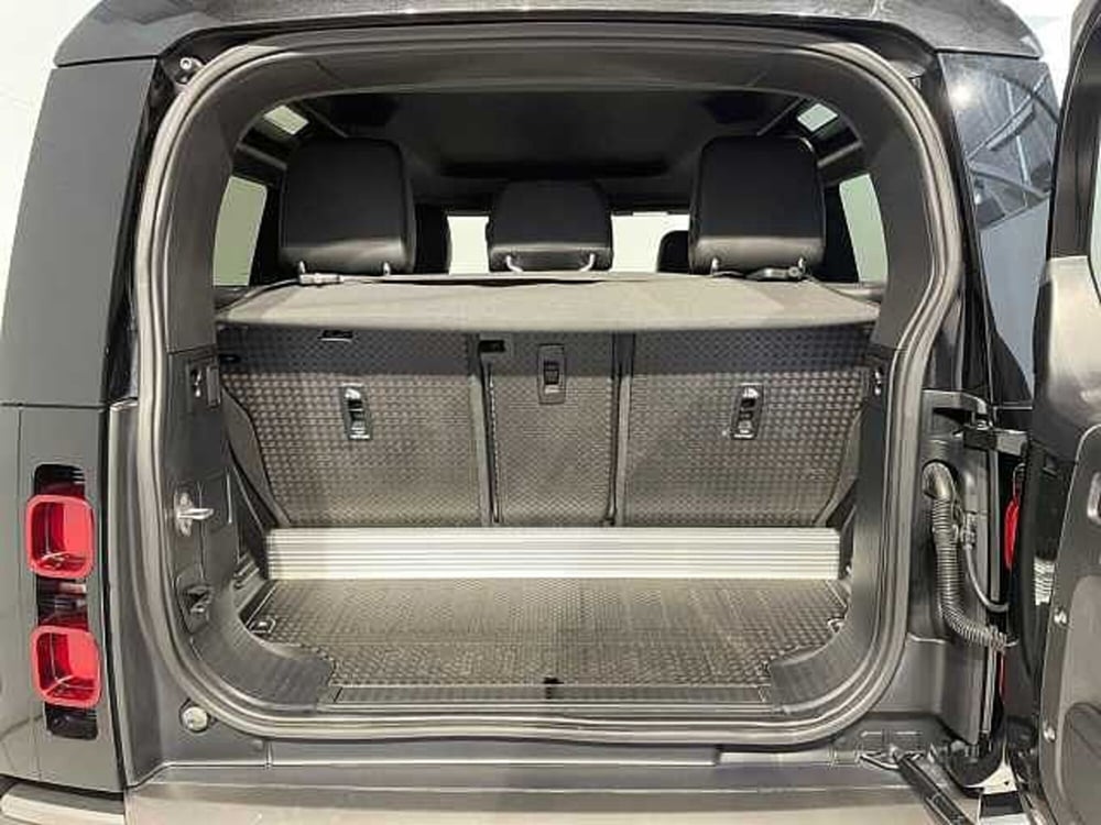 Land Rover Defender usata a Ravenna (11)