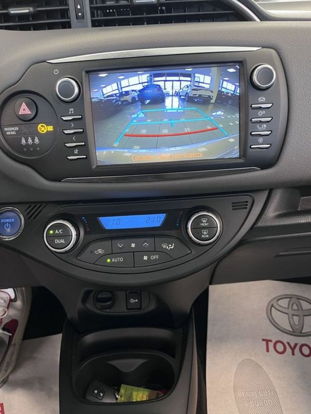 Toyota Yaris usata a Prato (13)