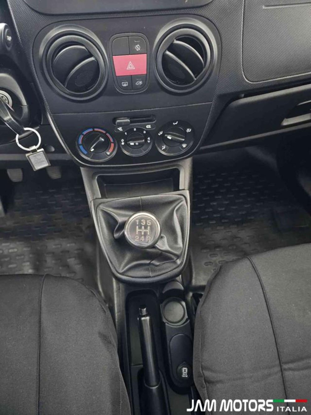 Fiat Fiorino usata a Como (12)