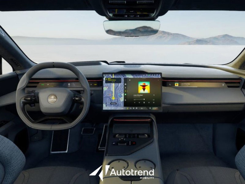 Lotus Emeya usata a Bari (4)