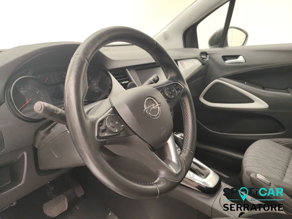 Opel Crossland X usata a Como (7)