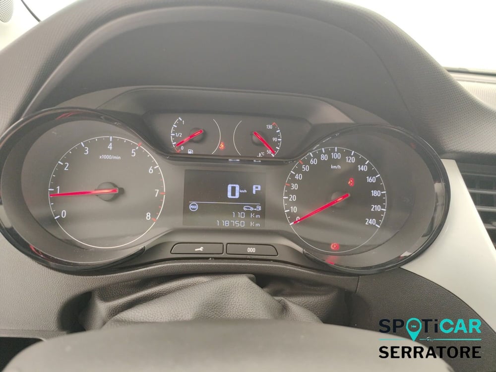 Opel Crossland X usata a Como (9)