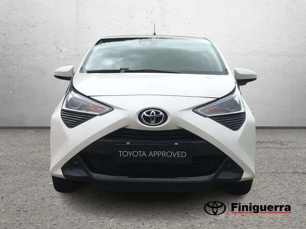 Toyota Aygo usata a Lecco (3)