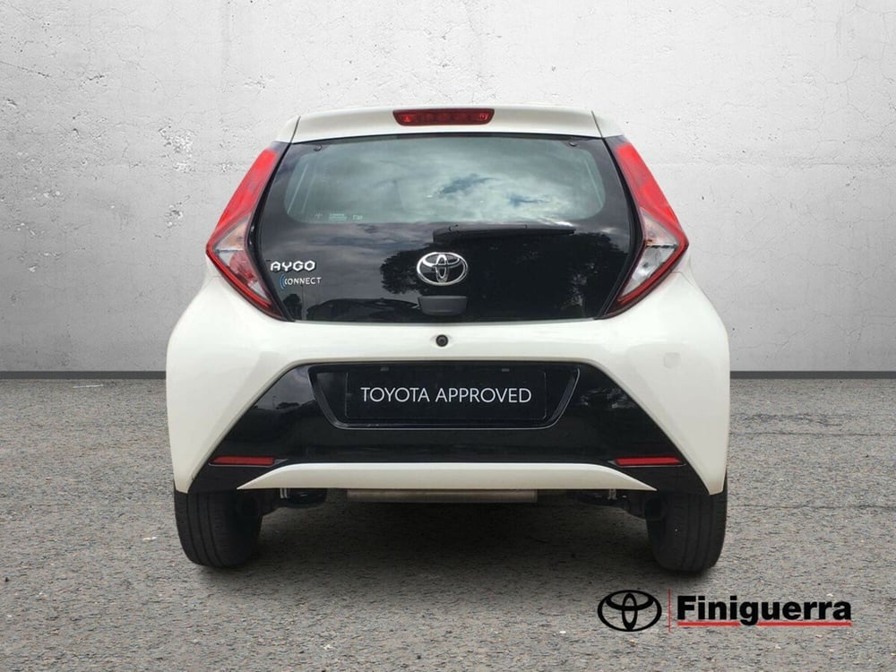 Toyota Aygo usata a Lecco (4)