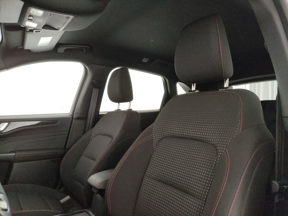Ford Kuga usata a Roma (13)
