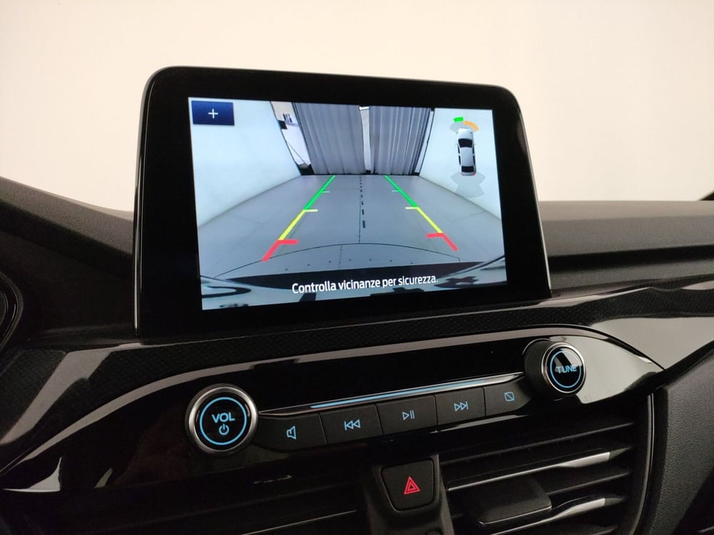 Ford Kuga usata a Roma (17)
