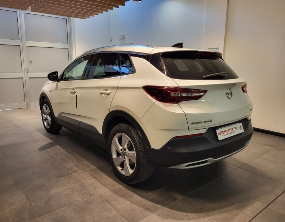 Opel Grandland X usata a Ferrara (16)