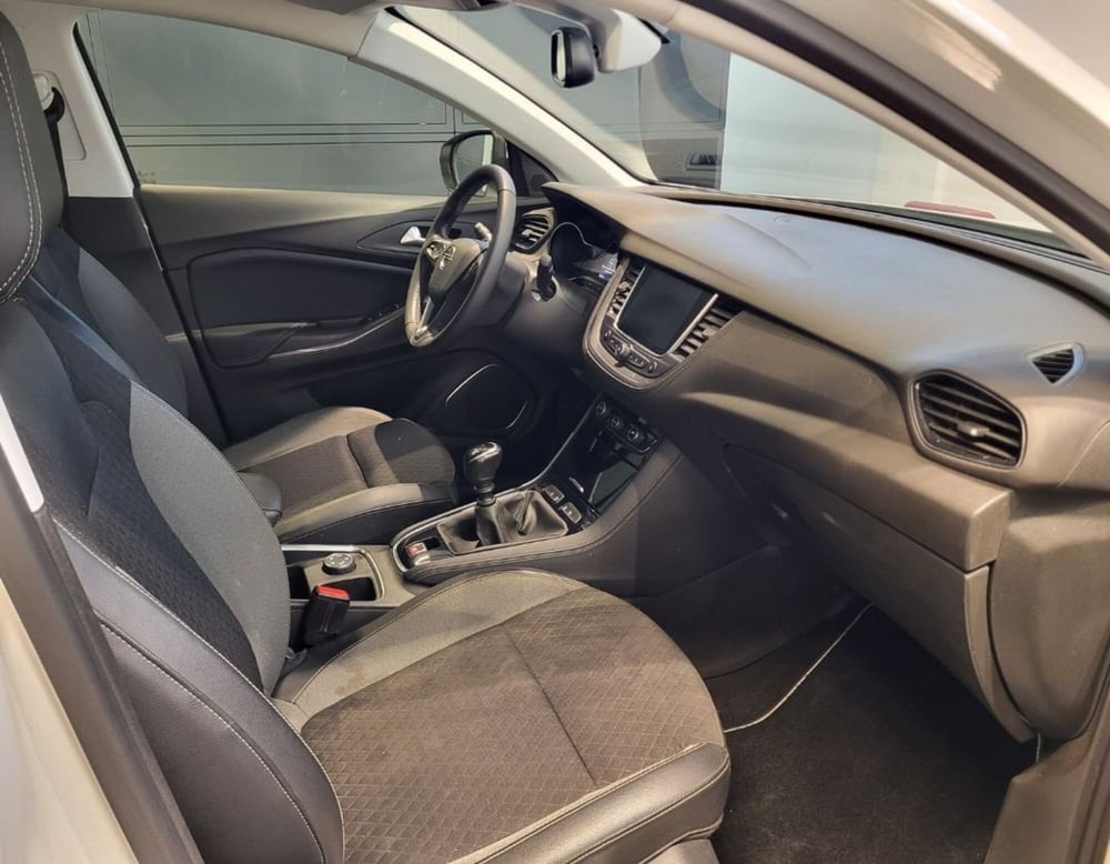 Opel Grandland X usata a Ferrara (4)