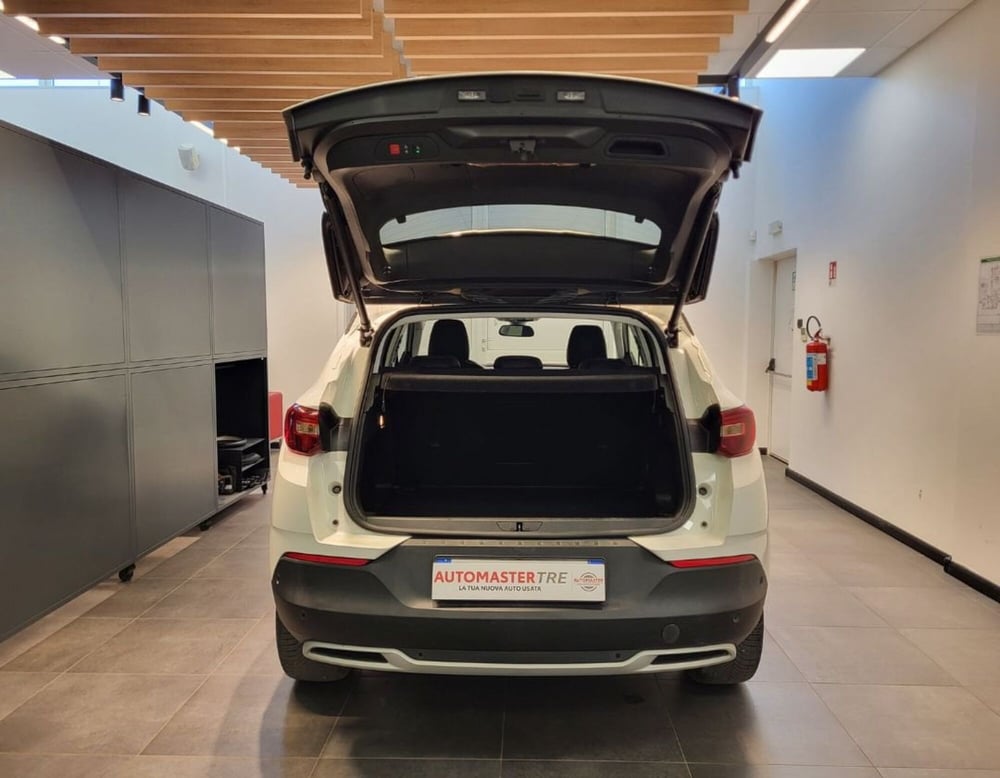 Opel Grandland X usata a Ferrara (9)