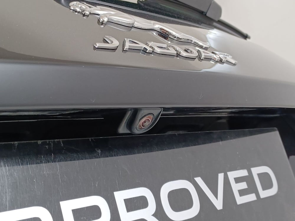 Jaguar E-Pace usata a Torino (16)