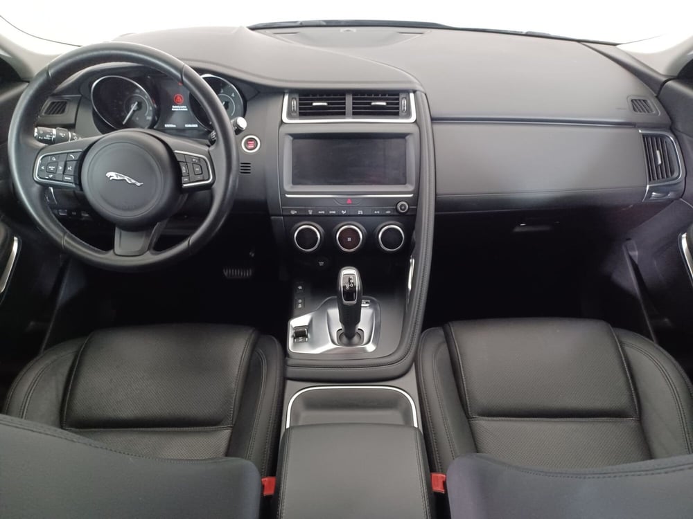 Jaguar E-Pace usata a Torino (4)
