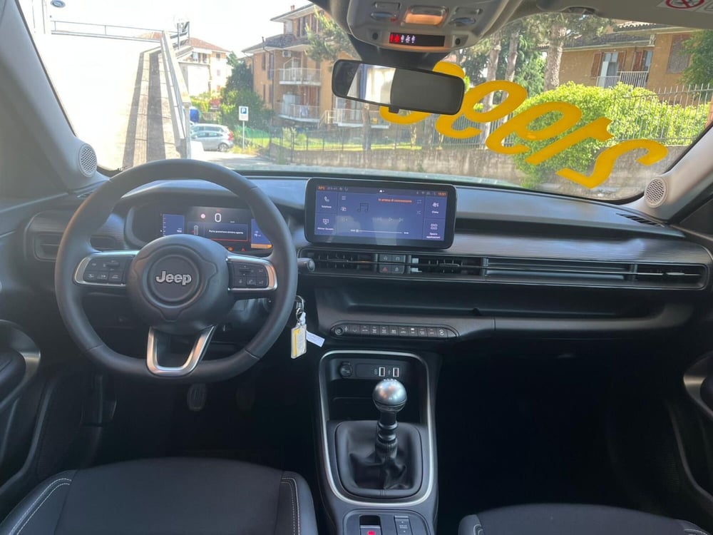 Jeep Avenger usata a Milano (17)