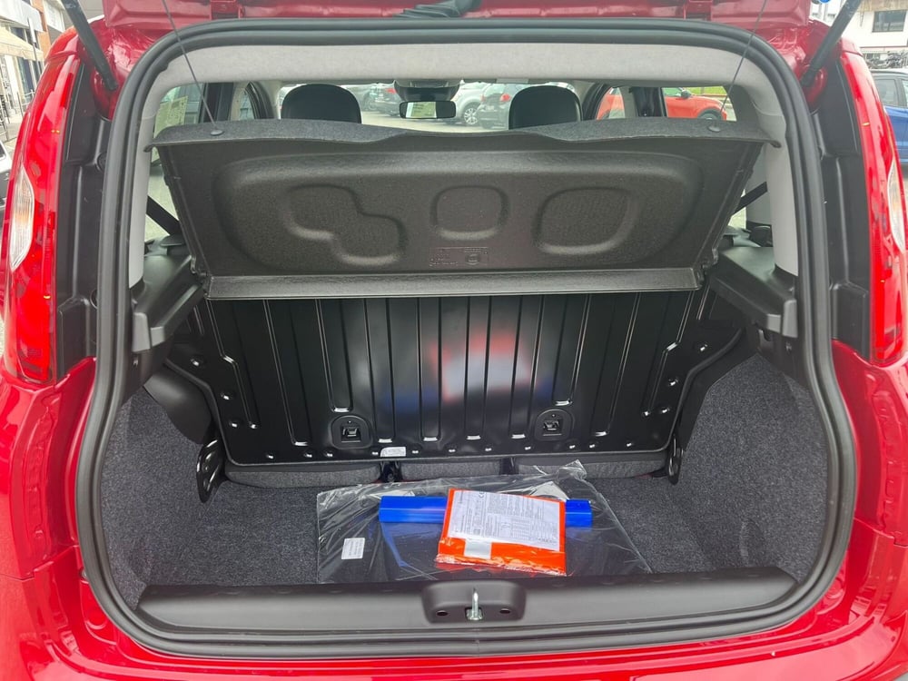 Fiat Panda Cross nuova a Milano (10)