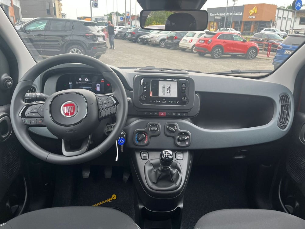 Fiat Panda Cross nuova a Milano (16)