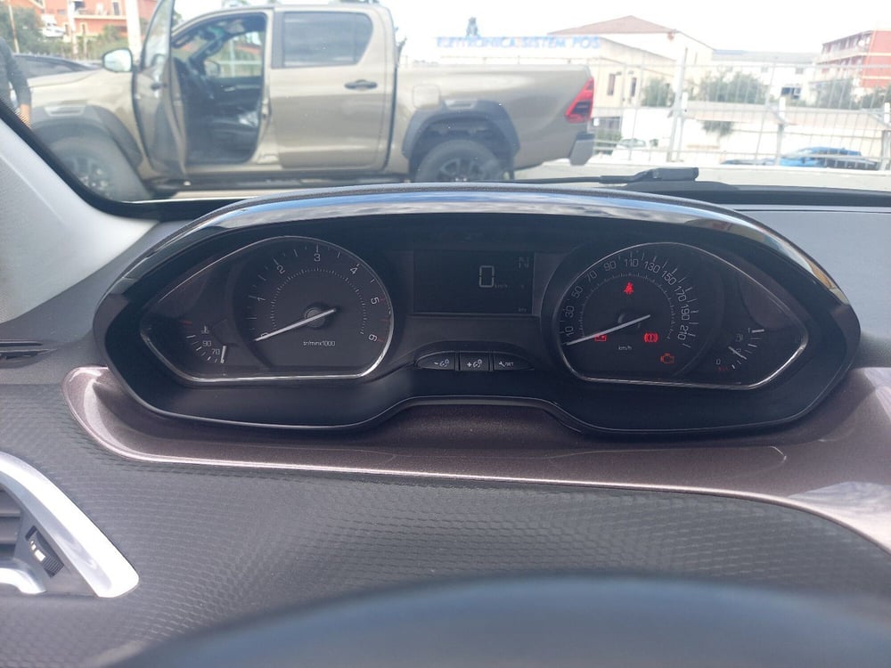 Peugeot 2008 usata a Ragusa (11)