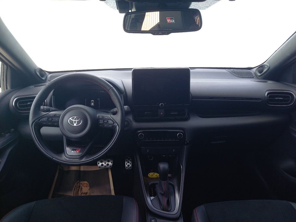 Toyota Yaris GR Sport usata a Catania (9)