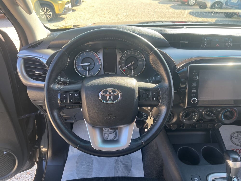 Toyota Hilux usata a Ragusa (11)