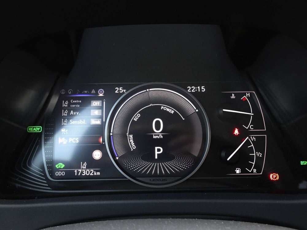 Lexus UX usata a Treviso (13)