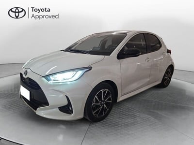 Toyota Yaris 1.5 Hybrid 5 porte Lounge del 2022 usata a Vicenza