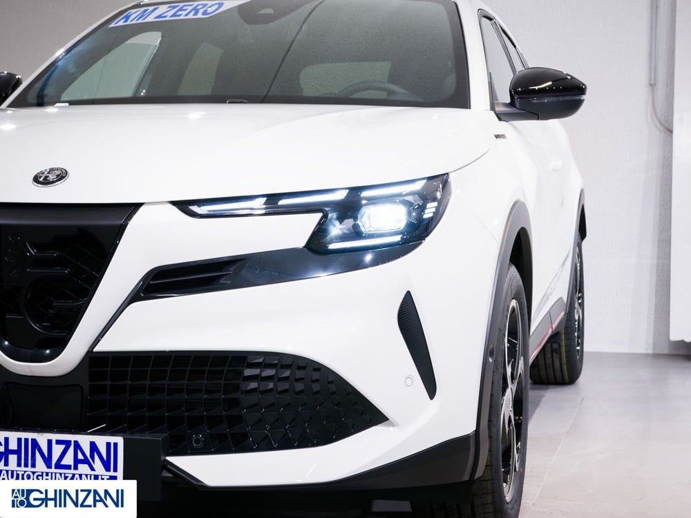 Alfa Romeo Junior nuova a Bergamo (18)