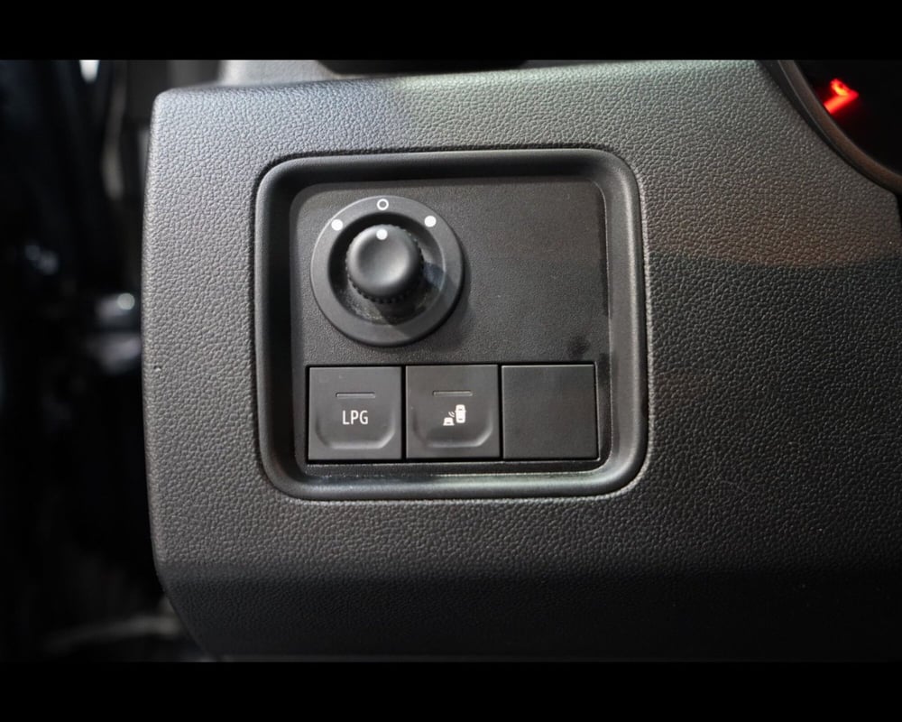 Dacia Duster usata a Venezia (18)