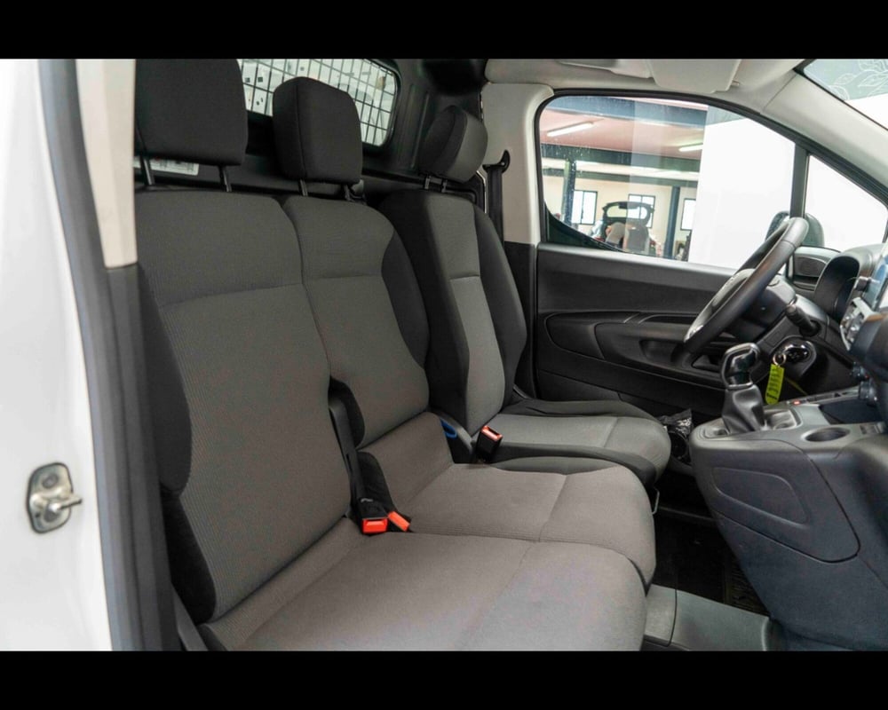 Toyota Proace City usata a Venezia (11)