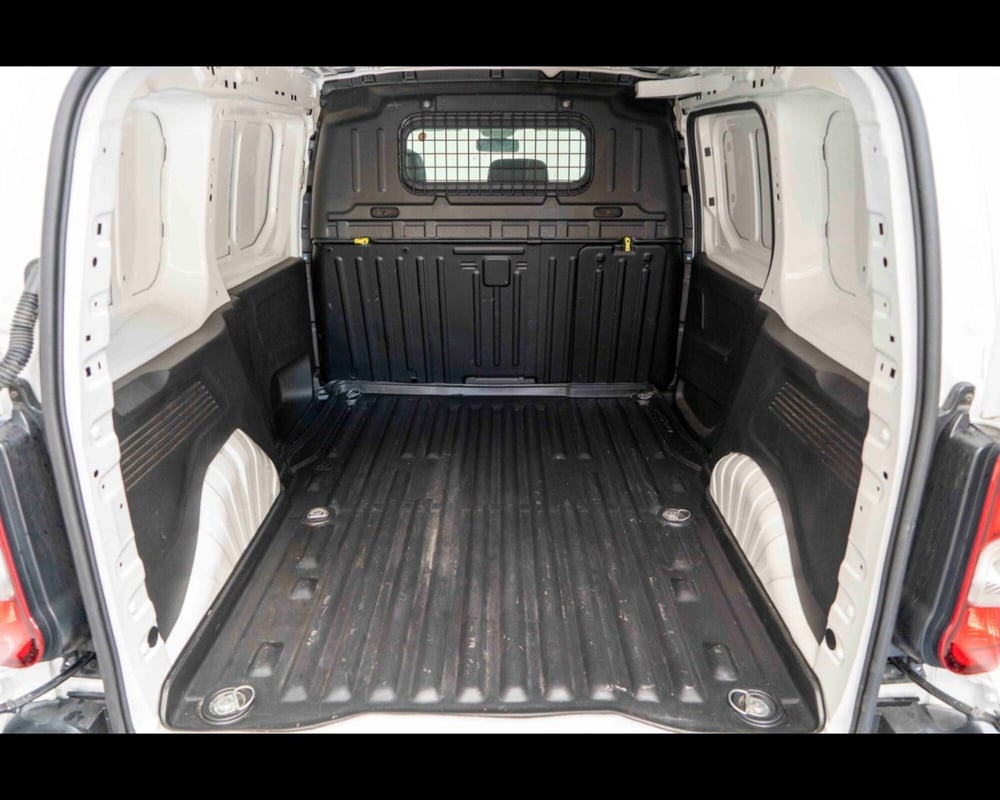 Toyota Proace City usata a Venezia (14)