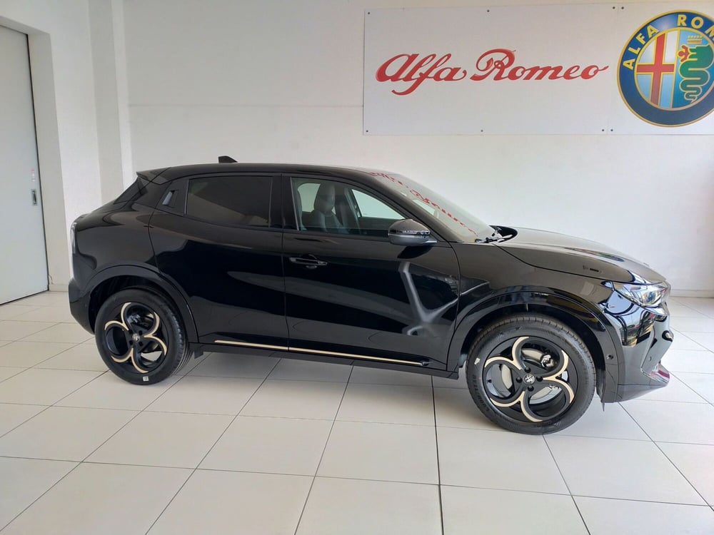 Alfa Romeo Junior nuova a Reggio Emilia (4)