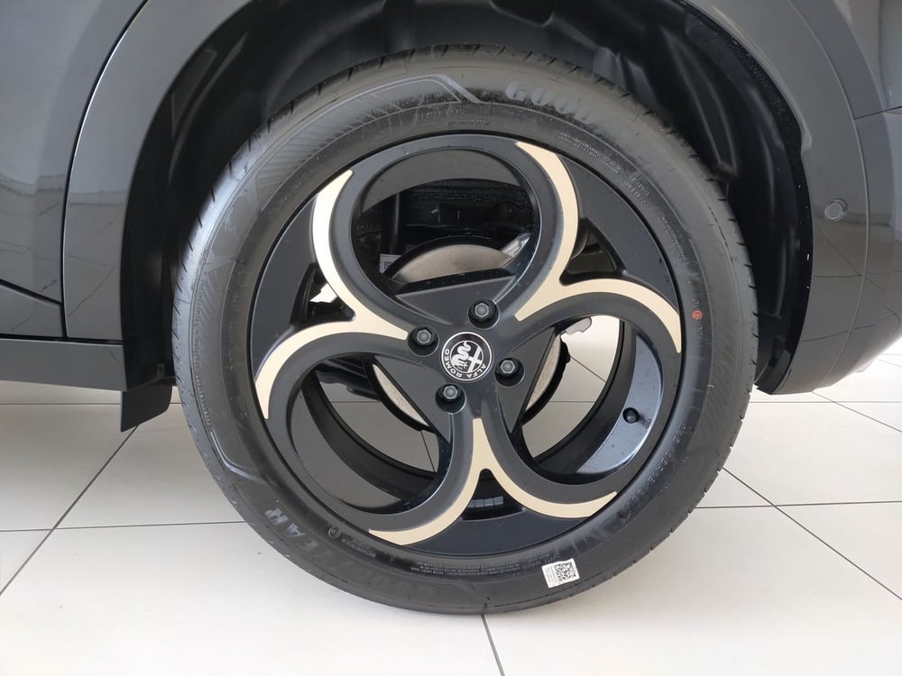 Alfa Romeo Junior nuova a Reggio Emilia (7)